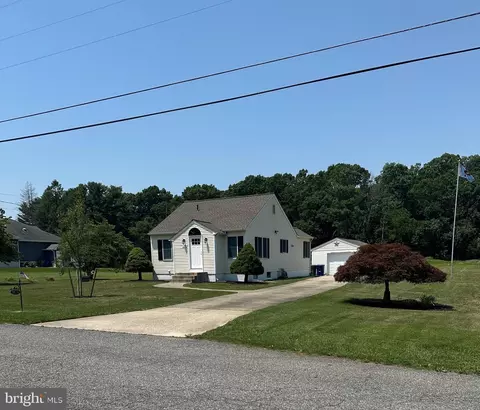 1175 Strawberry Ave, Vineland, NJ 08360