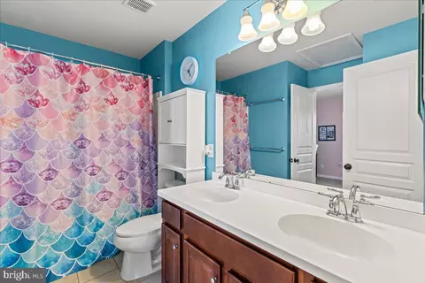 Bath - 239 Bartlett Dr, Mickleton, NJ 08056 photo 2 of 4