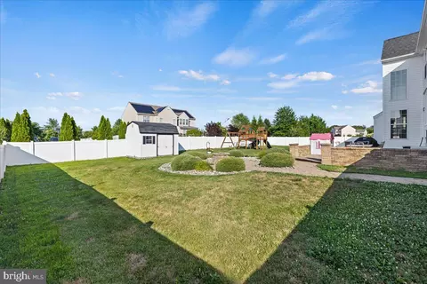 Exterior - 239 Bartlett Dr, Mickleton, NJ 08056 photo 3 of 4