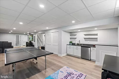 Entry Way - 239 Bartlett Dr, Mickleton, NJ 08056 photo 1 of 3