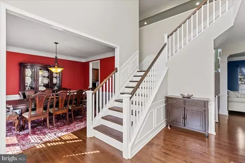 Entry Way - 239 Bartlett Dr, Mickleton, NJ 08056 photo 3 of 3