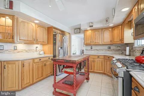 3 Oak Ct, Mickleton, NJ 08056 photo 5