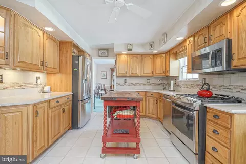 3 Oak Ct, Mickleton, NJ 08056 photo 6