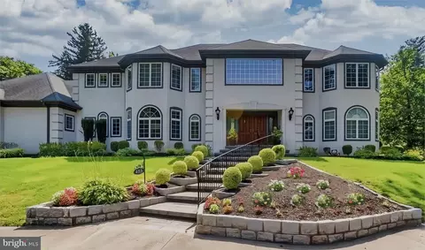 455 Hunter St, Woodbury, NJ 08096
