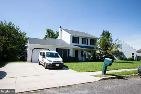 51 Williamsburg Ct, Glassboro, NJ 08028