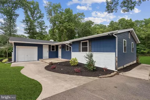 2960 Jackson Rd, Williamstown, NJ 08094