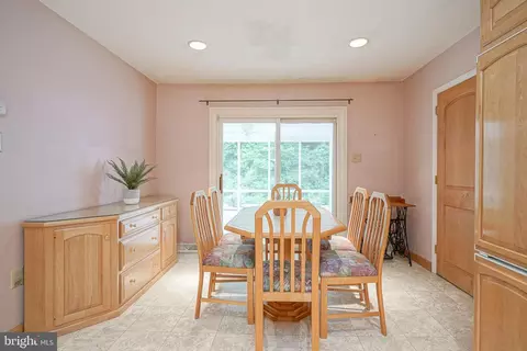 Dining - 627 Boundary Rd, Pitman, NJ 08071 photo 5 of 5