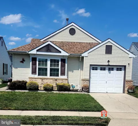 639 Barbados Dr, Williamstown, NJ 08094