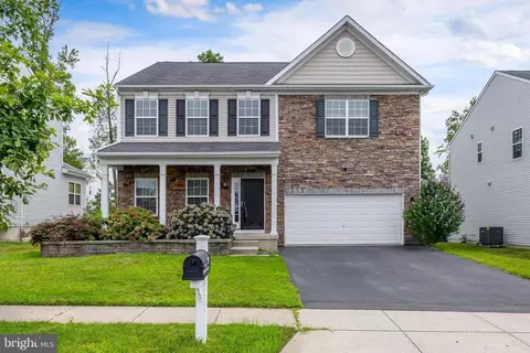29 Longleaf Ln, Swedesboro, NJ 08085