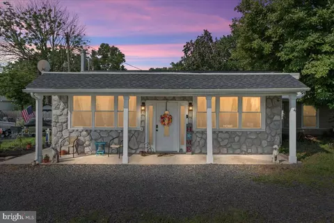 1013 Delsea Dr, Franklinville, NJ 08322