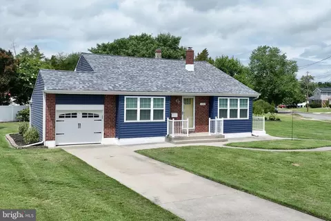 191 Phoenix Ave, Mantua, NJ 08051