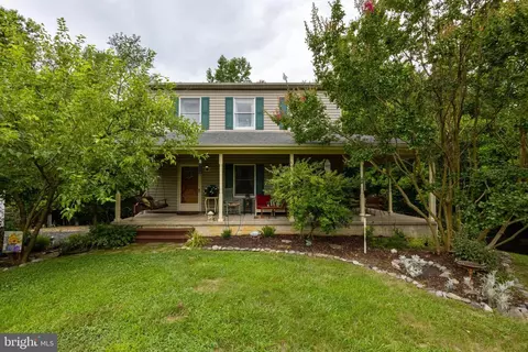 245 Colony Pl, Swedesboro, NJ 08085