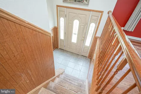 Entry Way - 101 Harmony Rd, Mickleton, NJ 08056 photo 1 of 3
