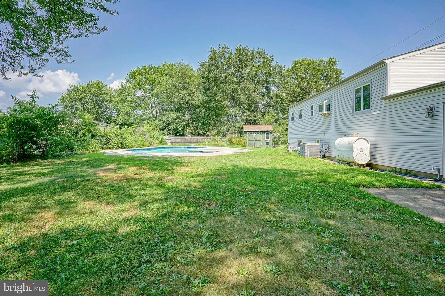 Exterior - 101 Harmony Rd, Mickleton, NJ 08056 photo 5 of 6