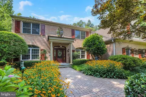 9 Cliff Ct, Sewell, NJ 08080