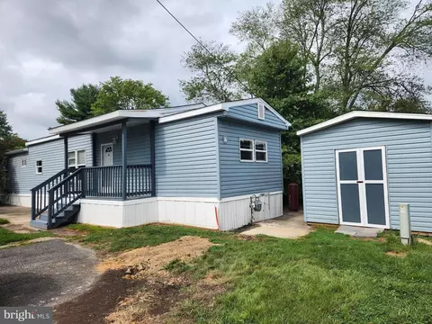 211 Kennedy Ave, Williamstown, NJ 08094