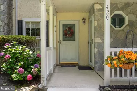 419 Pepper Mill Ct, Sewell, NJ 08080