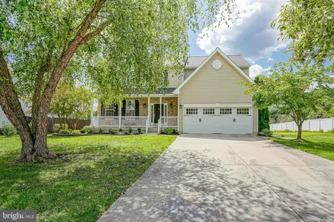 615 Ironwood Dr, Williamstown, NJ 08094