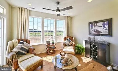 17 Prestwick Ln, Williamstown, NJ 08094