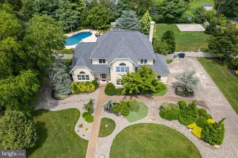 103 Cromwell Dr, Mullica Hill, NJ 08062