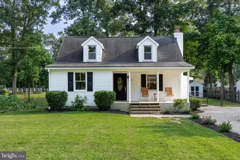 3211 Lakeside Dr, Williamstown, NJ 08094