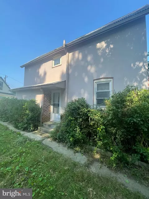 Exterior - 136 5th Ave, Pitman, NJ 08071 photo 1 of 1