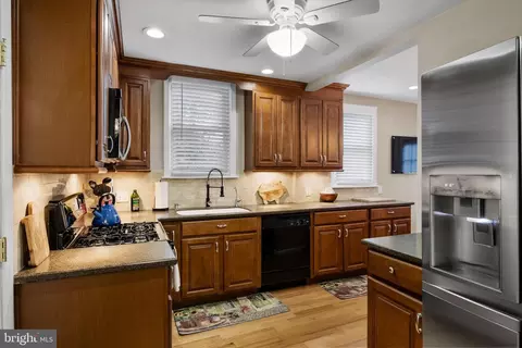 464 E Holly Ave, Pitman, NJ 08071 photo 14