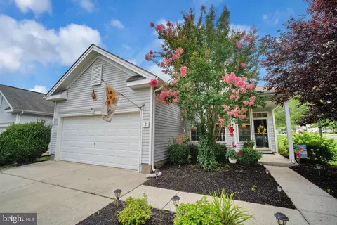 2 Belair Ct, Swedesboro, NJ 08085