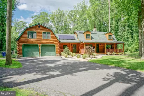 20 Springhill Rd, Mantua, NJ 08051