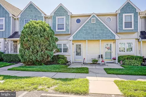 1003 Hillsboro Ct, Sewell, NJ 08080