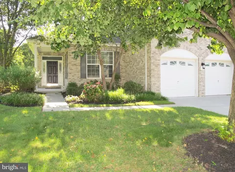 2 Brighton Pl, Swedesboro, NJ 08085