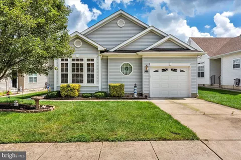 546 Riviera Dr, Williamstown, NJ 08094