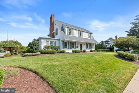 150 Grandview Ave, Pitman, NJ 08071