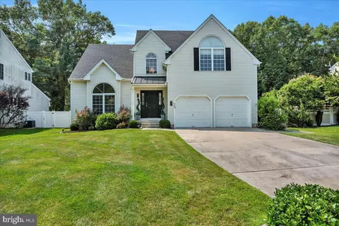 433 School House Rd, Williamstown, NJ 08094