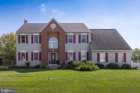 21 Pear Tree Pl, Sewell, NJ 08080