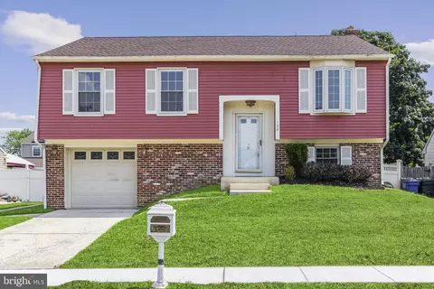 129 Heidi Ln, Swedesboro, NJ 08085