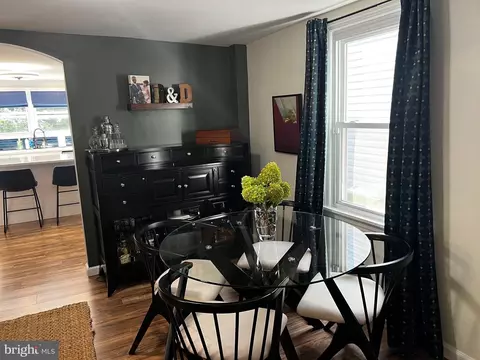 Dining - 342 West Ave, Pitman, NJ 08071 photo 4 of 4