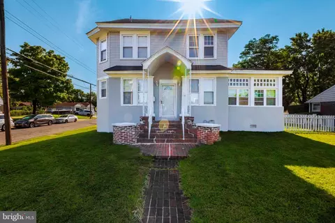 501 Beacon Ave, Paulsboro, NJ 08066