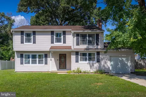 1409 Saint Matthews Dr, West Deptford, NJ 08093