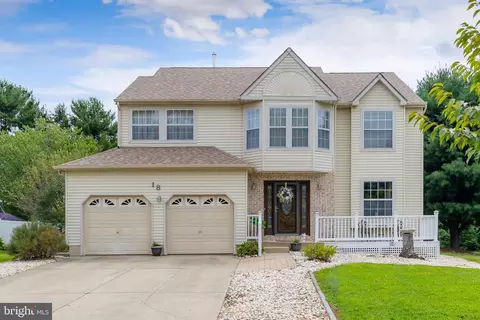 18 Marni Ct, Sewell, NJ 08080