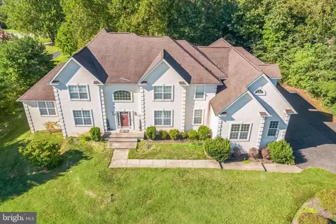 157 Cedar Ct, Swedesboro, NJ 08085