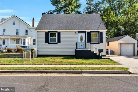 168 W Barber Ave, Woodbury, NJ 08096