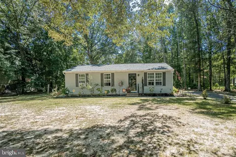 458 Magnolia Ave, Franklinville, NJ 08322