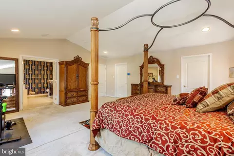 Bedroom - 709 Devonshire Dr, Williamstown, NJ 08094 photo 2 of 5