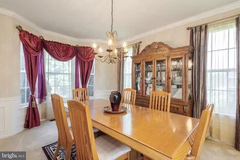 Dining - 709 Devonshire Dr, Williamstown, NJ 08094 photo 2 of 2