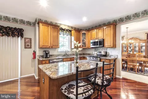 Kitchen - 709 Devonshire Dr, Williamstown, NJ 08094 photo 1 of 4