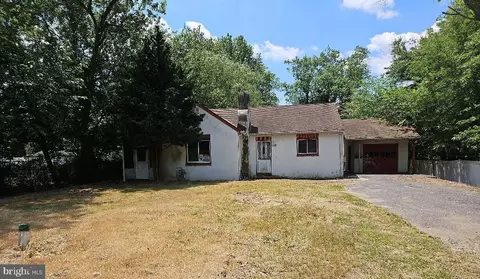 1201 N Main St, Williamstown, NJ 08094