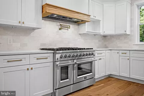 386 Route 130, Swedesboro, NJ 08085