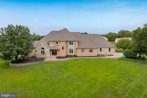 235 Bishop Rd, Mullica Hill, NJ 08062