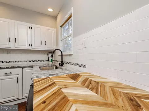 Kitchen - 338 Legion Ct, Pitman, NJ 08071 photo 3 of 3